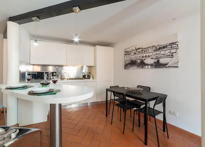 Guelfi Loft In A Historic Palace