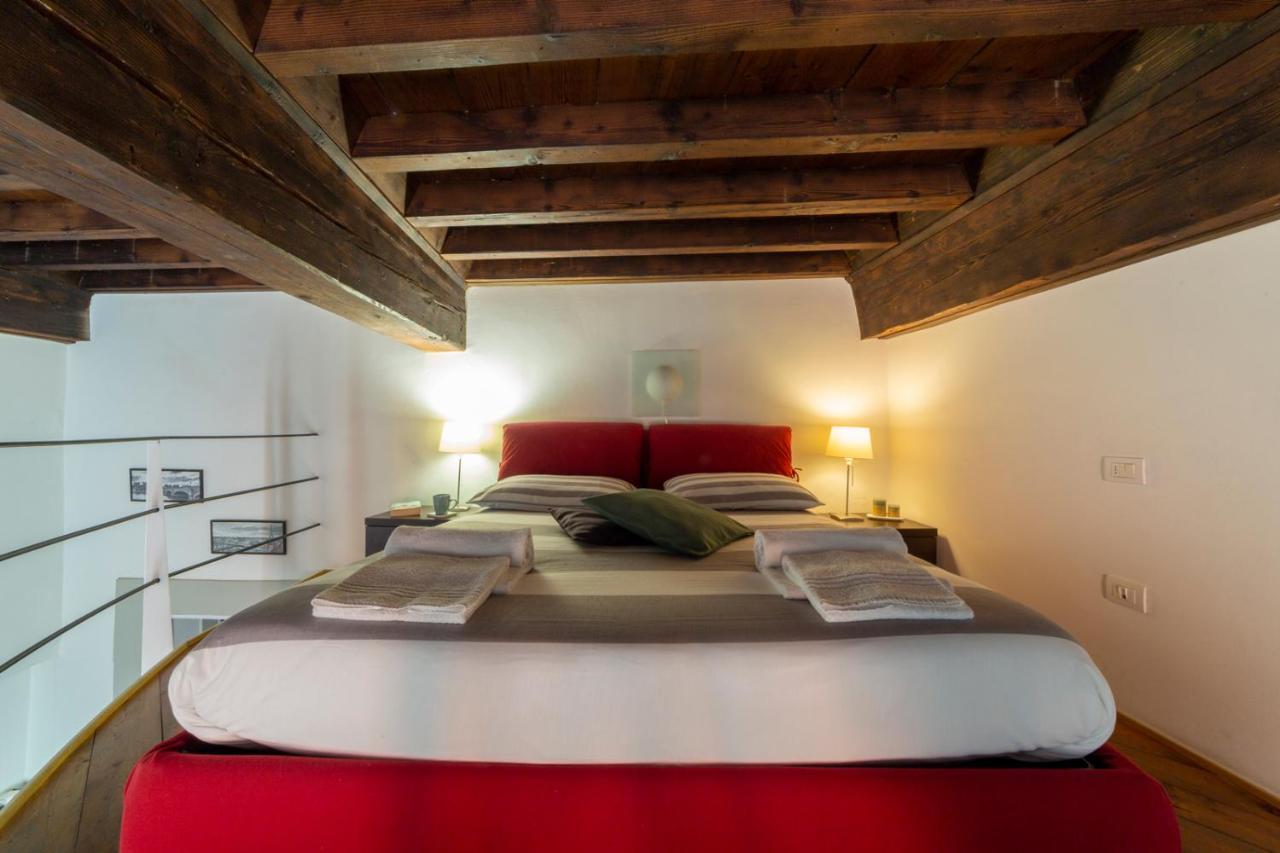 Apartamento Guelfi Loft In A Historic Palace *