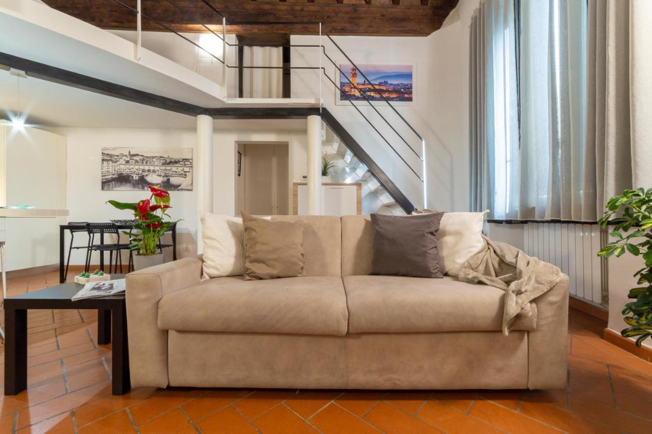 Guelfi Loft In A Historic Palace *