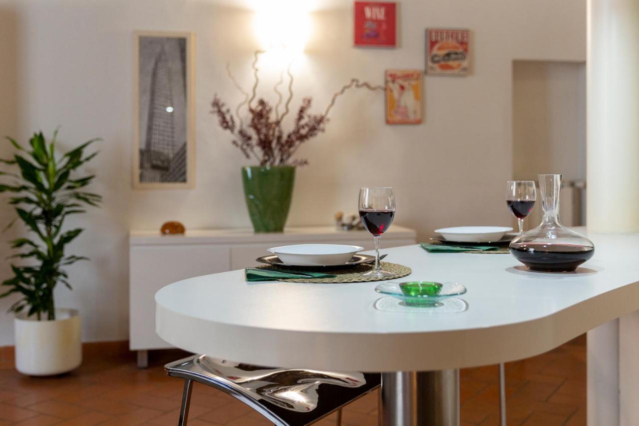 Guelfi Loft In A Historic Palace